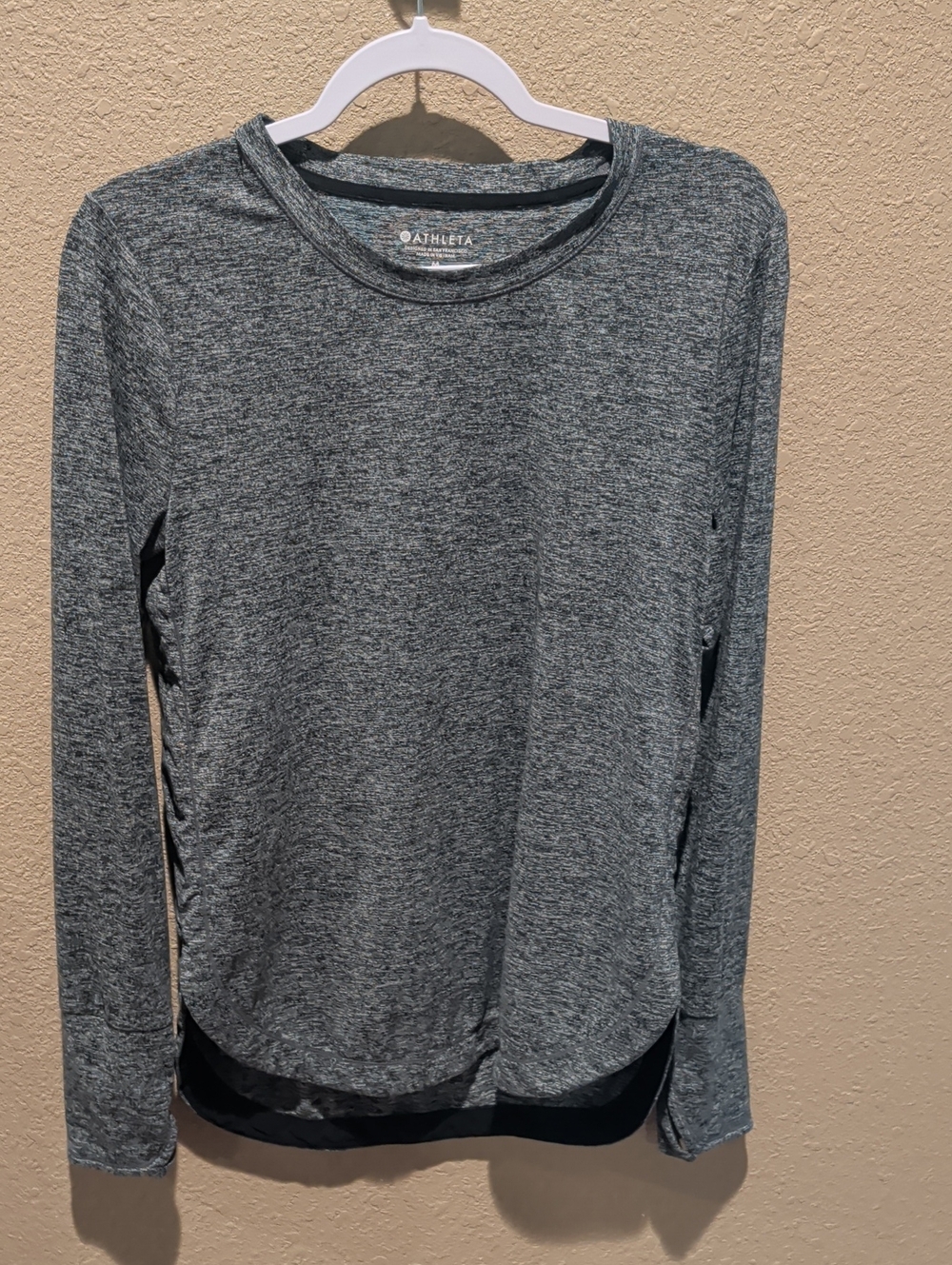Athleta Heathered Charcoal Long-Sleeve Crewneck Top